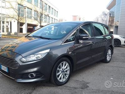 Usata Ford S-MAX S 180 CV (132 kW) 2016 Grigio Monovolume
