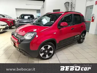 Nuova Fiat Panda Cross 65 CV (47 kW) 2026 Rosso Utilitaria