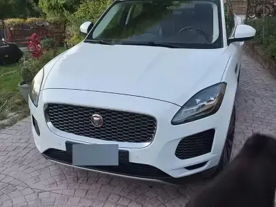 Usata Jaguar E-Pace 150 CV (110 kW) 2020 Bianco SUV