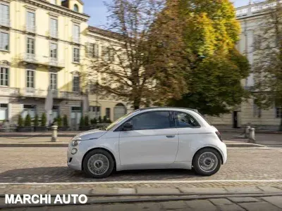 Nuova Fiat 500 Icon 65 CV (47 kW) 2025 Rosa Cabrio