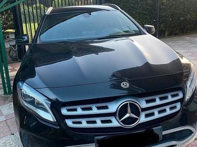 Usata Mercedes GLA180 110 CV (80 kW) 2017 Nero SUV