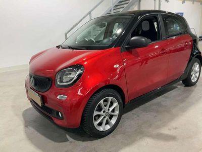 Usata Smart ForFour Passion 90 CV (66 kW) 2017 Rosso Utilitaria