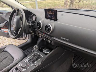 usata Audi A3 3ª serie - 2014 g-tron