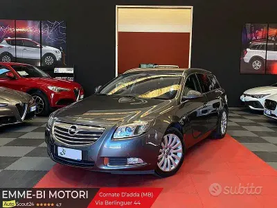 Usata Opel Insignia Cosmo 160 CV (117 kW) 2011 Marrone Station wagon