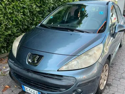 Usata Peugeot 207 73 CV (53 kW) 2007 Grigio Berlina