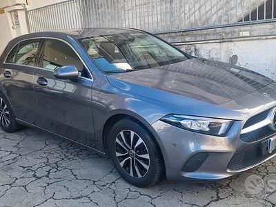 Usata Mercedes A200 Business 150 CV (110 kW) 2021 Grigio Berlina