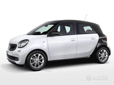 Begagnad Smart ForFour Passion 71 HK (52 kW) 2018 Vit Halvkombi