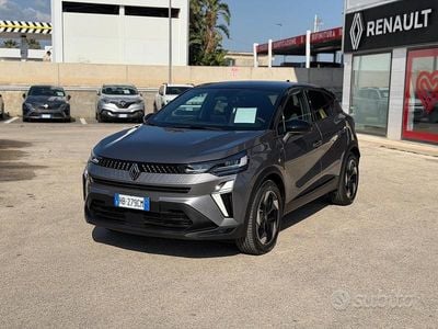 Nuova Renault Captur Techno 100 CV (73 kW) 2025 Grigio SUV
