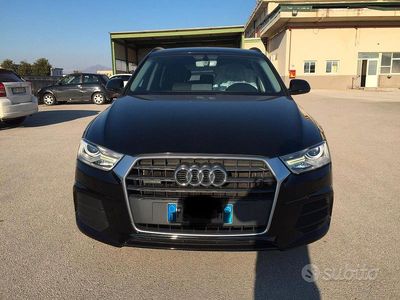 Käytetty Audi Q3 150 HP (110 kW) 2016 Musta Katumaasturi