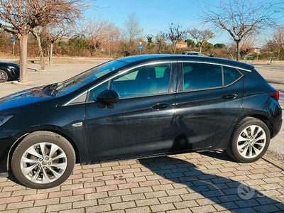 Usata Opel Astra Innovation 110 CV (80 kW) 2019 Nero Berlina