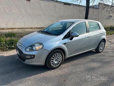 Usata Fiat Punto Evo 90 CV (66 kW) 2010 Grigio Utilitaria