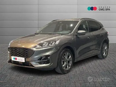 Usata Ford Kuga ST-Line 120 CV (88 kW) 2022 Grigio SUV