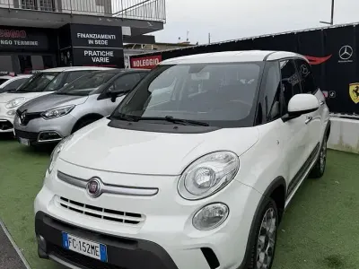 Używany Fiat 500L Trekking 85 KM (62 kW) 2015 Biały Minivan
