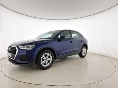Usata Audi Q3 Business 150 CV (110 kW) 2023 Blu navarra metallizzato SUV