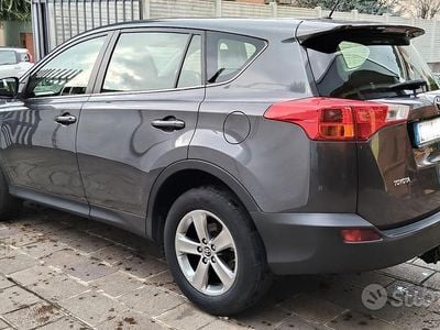 Begagnad Toyota RAV4