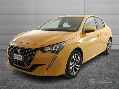 Usata Peugeot 208 Allure 101 CV (74 kW) 2021 Giallo Utilitaria