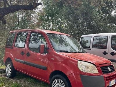 Usata Fiat Doblò 85 CV (62 kW) 2007 Grigio Monovolume