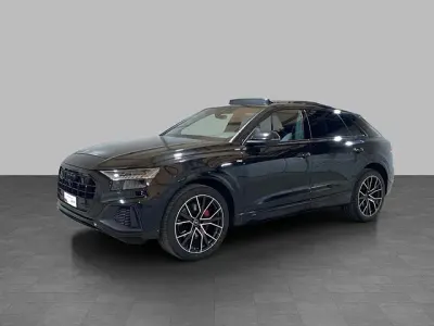 Usata Audi Q8 Sport 340 CV (250 kW) 2023 Nero mythos metallizzato SUV