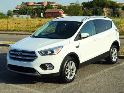 Usata Ford Kuga Titanium S 120 CV (88 kW) 2017 Bianco SUV