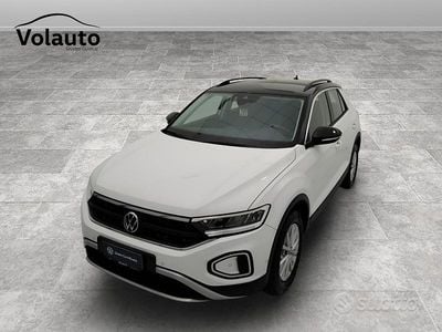 Bianco Usata 2022 VW T-Roc Life SUV | 21.900 € (Ottimo prezzo)