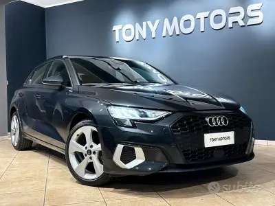 Käytetty Audi A3 Sport 150 HP (110 kW) 2022 Harmaa Sedan