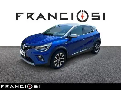 Usata Renault Captur Intens 100 CV (73 kW) 2022 Blu scuro SUV