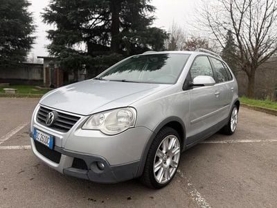 Usata VW Polo Cross 69 CV (50 kW) 2006 Grigio Utilitaria