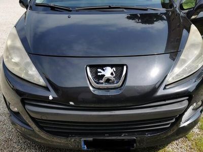 usata Peugeot 207 1.4 benzina/gpl