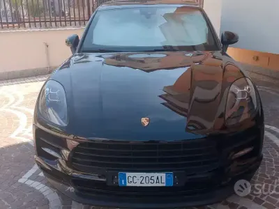 Usata Porsche Macan 252 CV (185 kW) 2019 Nero SUV