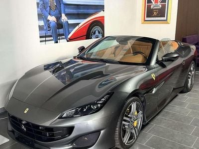 Usata Ferrari Portofino 600 CV (441 kW) 2020 Grigio Cabrio