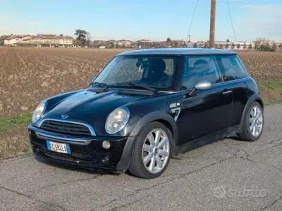 Usata Mini Cooper 116 CV (85 kW) 2006 Nero Utilitaria