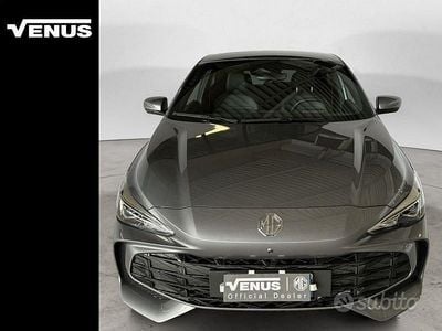 Usata MG MG3 Luxury 194 CV (142 kW) 2024 Grigio Utilitaria