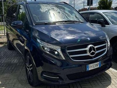 Usata Mercedes V250 Exclusive 190 CV (139 kW) 2017 Blu/azzurro Monovolume