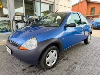 Usata Ford Ka 60 CV (44 kW) 1998 Bluazzurro Utilitaria