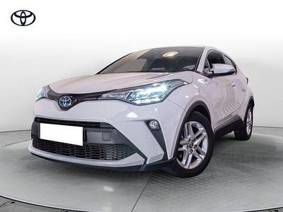 Usata Toyota C-HR Active 122 CV (89 kW) 2021 Bianco SUV