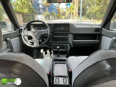 Usata Alfa Romeo 75 150 CV (110 kW) 1988 Verde Berlina