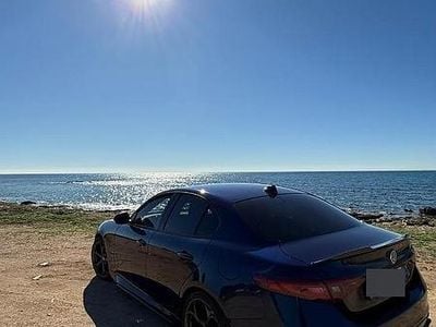 Usata Alfa Romeo Giulia 150 CV (110 kW) 2017 Blu Berlina