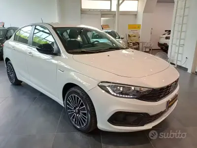 Usata Fiat Tipo City Life 131 CV (96 kW) 2021 Bianco Berlina