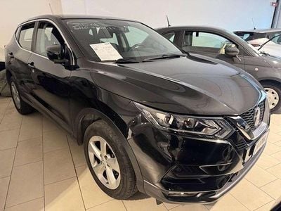 Nero Usata 2018 Nissan Qashqai N-Connecta SUV | 14.500 € (Buon prezzo)