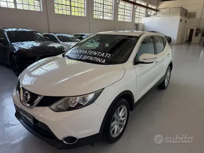 Usata Nissan Qashqai Tekna 116 CV (85 kW) 2014 Bianco SUV