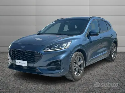 Usata Ford Kuga ST-Line 152 CV (111 kW) 2023 Blu SUV