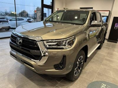 Nuova Toyota HiLux Executive 150 CV (110 kW) 2025 Grigio Pick-up