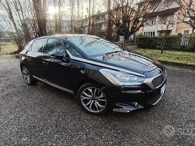 Usata Citroën DS5 150 CV (110 kW) 2016 Nero Utilitaria