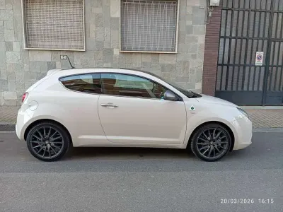 Usata Alfa Romeo MiTo Premium 170 CV (125 kW) 2010 Bianco Utilitaria