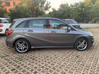 Usata Mercedes B180 AMG 109 CV (80 kW) 2015 Monovolume