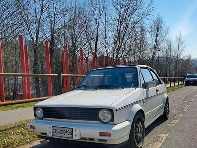 Usata VW Golf Cabriolet 98 CV (72 kW) 1993 Cabrio