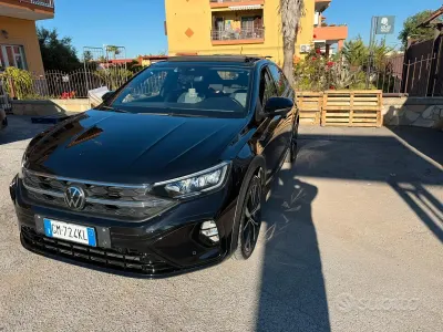 Usata VW Taigo R-line 110 CV (80 kW) 2023 Nero SUV