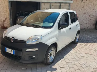 Usata Fiat Panda Pop 69 CV (50 kW) 2019 Bianco Utilitaria
