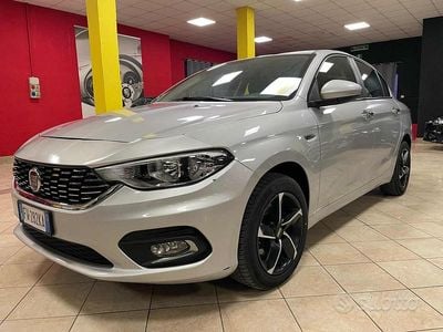 Usata Fiat Tipo Lounge 95 CV (69 kW) 2019 Grigio Berlina