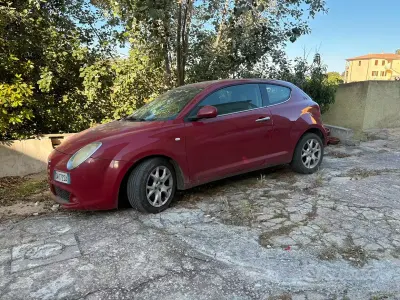 Usata Alfa Romeo MiTo 90 CV (66 kW) 2009 Rosso Utilitaria